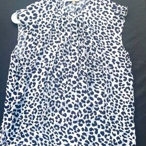 Small, Cheetah print, black and white sleeveless.